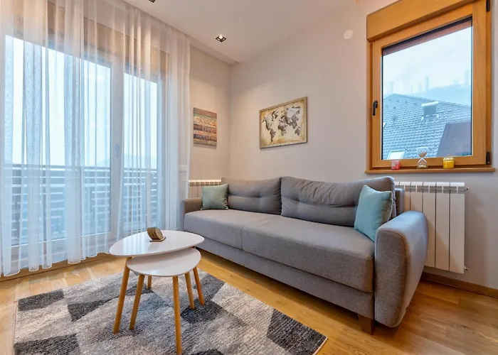 アパート Friends ズラティボール